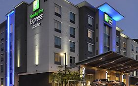 Holiday Inn Express & Suites - Jacksonville-Camp Lejeune Area By Ihg